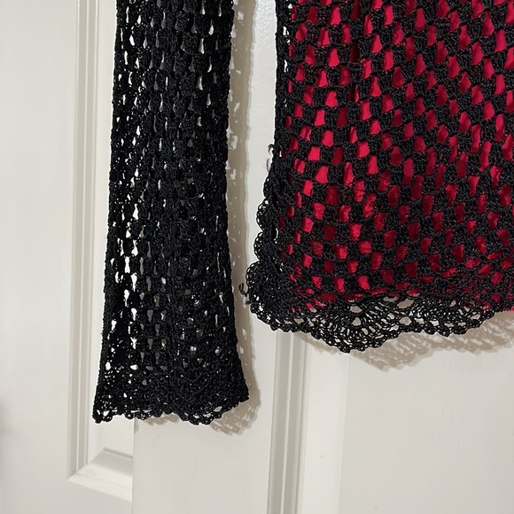 Top - Picture 2 of 2